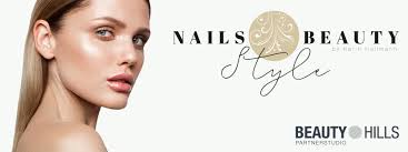 Karin Hellmann nails beauty style