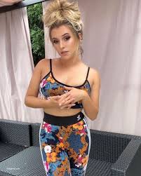 SweeetTails Sexy Tits and Ass Photo Collection - Fappenist