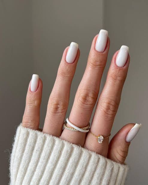 Milk Bath Nails Are the Dreamy “It” Manicure You Should Try Next