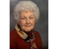 Nellie Boyd's Instagram, Twitter & Facebook