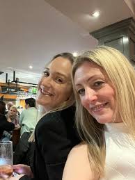 🩷🍷🥂 'Drinking wine & thinking bliss'🥂🍷🩷