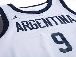 De alguna manera, como la vieja generación dorada. Jordan Presenta Las Nuevas Camisetas De La Seleccion Argentina De Basquet Marketing Registrado La Comunidad Del Marketing Deportivo