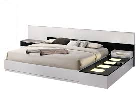 Choose the bed that best fits your space. Bahamas 4 Piece Modern Platform White Black King Bedroom Set Best Master Furniture Bahamas4ek