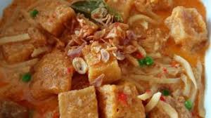 Rahasia kelezatannya terletak pada santan segar dan bumbu. Makan Siang Maknyus Resep Sambal Goreng Krecek Rebung Ebi
