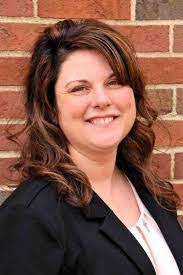 Rebecca Eagle's Instagram, Twitter & Facebook