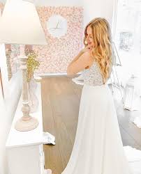 We did not find results for: Blumenwand In Ratingen So Schon Wie Unser Zartes Design Lisa Im Vordergrund Anzuschauen Ist So Sehr Freuen Wir Uns Auch Ube Brautmode Braut Brautkleid