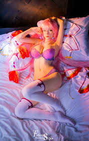 Flare cosplay : rRedoOfHealer