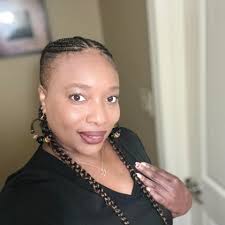 What kind of food to start a 4-week-old kitten on?