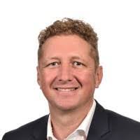 Alexander Hecker's Instagram, Twitter & Facebook