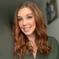 Elizabeth Lovegrove's Instagram, Twitter & Facebook