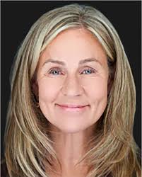 Rebecca Morrill's Instagram, Twitter & Facebook