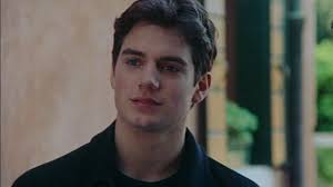 Submitted 1 day ago by morriganloa. M On Twitter Young Henry Cavill That S It