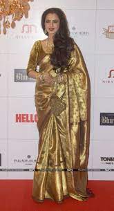 Rekha 60 Age Is Just A Number For The Khoobsurat Actress Rekha Saree Elegant Shirt Dress Saree