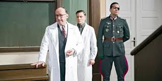 Er war generalarzt, staatsrat, geheimrat, hochschullehrer und einer der bedeutendsten und einflussreichsten chirurgen des 20. Charite Im Untergrund Tv Episode 2019 Imdb