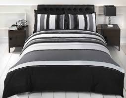 Do you suppose black and grey bedding sets seems nice? Rapport Striped Quilt Duvet Cover And 2 Pillowcase Bed Set Cotton And Polyester Grey Double Amazon Co Uk Kitchen Home
