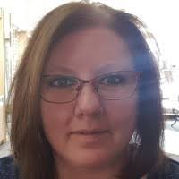 Kristin Cleary's Instagram, Twitter & Facebook