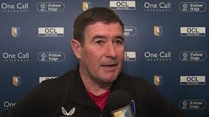 Mansfield Town FC meeting the opposition