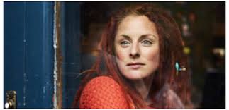 Sian Cross debuts new single "Stare At Me"