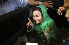 Korang (anda) kahwin sebab najib, ye? Dirundung Isu Skandal 1mdb Rosmah Mansor Istri Najib Razak Dikenal Super Gelamor Riauone Com Berita Nusantara Terkini