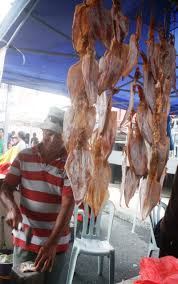 Peniaga bazar ramadan di kelantan luah kekecewaan. Dbku Tapak Petak Gerai Jualan Bazar Ramadan Disediakan Di Satok Semarak Dan Sukma Ria Dayakdaily