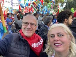 Elio Vito, nella piazza della Cgil anche l'ex ministro di Forza Italia (ora  paladino della sinistra)- Corriere.it