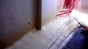 Sandviç duvar denilen tuğlaların arasında styropor (strafor) benzeri yalıtım maddelerinin kullanılması. Daire Zemin Izolasyon Spreyx Youtube