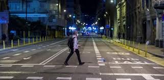 El gerente de seguridad ciudadana del distrito aseveró que los jóvenes fueron. Toque De Queda Que Comunidades Autonomas Lo Prorrogaran