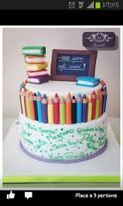 Teacher Inspired Female Teacher Birthday Cake For Teacher Scuola Torte Torte Di Birra Torte Incredibili