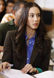 Her family is very known in rosewood and has been there for ages. I Want To Be Spencer Hastings Pretty Little Liars Spencer Pretty Litle Liars Pretty Little Liars Fashion