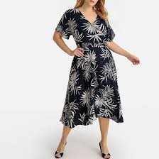 Catalogues pour la mode femme et la mode grande taille à recevoir gratuitement ou à feuilleter directement en ligne. Robe Evasee Imprimee Fleurs Longueur 3 4 Imprime Feuillage Castaluna La Redoute Robe Mi Longue Robe Evasee Vetements Grande Taille