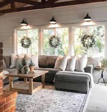 Gorgeous 42 Gorgeous Farmhouse Decor Ideas That Are All The Hype Https Farmh Farm House Living Room Rustic Farmhouse Living Room Modern Farmhouse Living Room