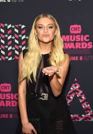 April Showers Bring May Flowers Kelsea Ballerini Beautiful Celebrities Celebs
