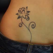 Pequenos Tatuajes Mejores Tatuajes Pequenos Tatuajes Pequenos Mujer Disenos De Tatuaje De Margaritas Los pequenos tatuajes quedan muy bien en las mujeres, ya que son tatuajes mas delicados y finos, en este catalogo de tatuajes pequenos para mujer, te dejo unas cuantas fotos de hermosos tatuajes, que van perfectamente con la delicadeza del cuerpo femenino. pequenos tatuajes mejores tatuajes