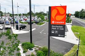 Park here. Ride there. The new Rochedale busway station and park 'n' ride  has you covered. 👏🚌 Why care? Well... ✓ Buses now roll between Brisbane  and Rochedale every 5 minutes during