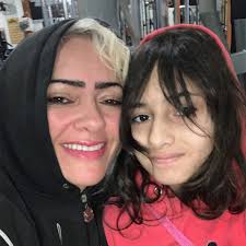 تعلّمت من والدي His Highness Sheikh Mohammed bin Rashid Al Maktoum أن  العطاء قيمة تزدهر بها الحياة.. وأن المسؤولية لا تعني المنصب.. بل تعني  القدرة على العطاء. من حكمته نستمد قوتنا.. ومن