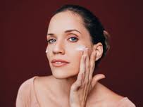 Kiderült, mikor térhet vissza Harry herceg és Meghan Markle az Egyesült  Királyságba