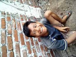 Jgn selingkuhin dd ya aa. Ngintip Kembaran Wakwao Jadi Kuli Bangunan Youtube