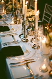 Get Inspired By These Golden Table Setting Ideas And Start Preparing A Really Fancy Dinner With You Elegant Table Settings Wedding Elegant Classy Wedding Table