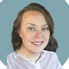 Alisa Lackey's Instagram, Twitter & Facebook