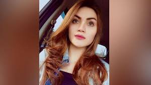 Kriss hatta bocorkan tarif settingan artis, nominalnya mencapai ratusan juta rupiah. Hilda Vitria Dikabarkan Pernah Hamil Apa Kata Kriss Hatta Seleb Tempo Co