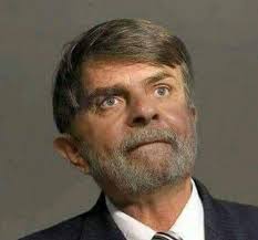 Jair renan bolsonaro, 22, is the youngest of the president's four sons, and is now beginning to follow in the footsteps of the rest of the bolsonaro brood. Young Luiz Inacio Messias Bolsonaro Ex President Of Brazil During His Army Strike Years 1981 Fakehistoryporn