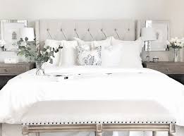 White Bedding Styling Ideas White Bedding Bedroom With White Bedding White Master Bedrooms Decor Small Master Bedroom Home Bedroom