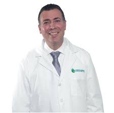 Dr Víctor Carlo