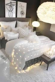 Bedroom Decor Hacks 1900 Bedroom Decor Bedroom Decor Gifts Bedroom Decor Pinterest Bedroom Decor I In 2020 Small Room Bedroom Stylish Bedroom Bedroom Inspirations