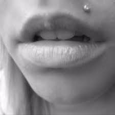 I Want This Monroe Piercing 3 Facial Piercings Monroe Piercings Cute Piercings
