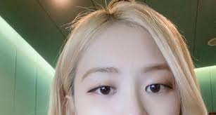 We did not find results for: Blackpink Rose Can Pull Off Any Hair Colour And These Photos Are All The Proof You Need