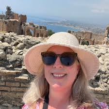 Award-winning high school math teacher, Doris Helms, taught for 39 years  (1948-1987) in Hellertown/Lower Saucon and Bethlehem. Pictured