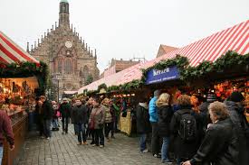 Der weltbekannte weihnachtsmarkt in nürnberg wurde wegen der steigenden neuinfektionszahlen mit dem coronavirus abgesagt. Nurnberger Christkindlesmarkt Abgesagt Dienstag 27 Oktober 2020 09 14 00 Buntes Katholische Sonntagszeitung