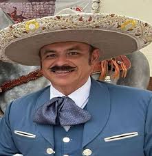 Agosto, 2023. Octava edición by latinasconpoder