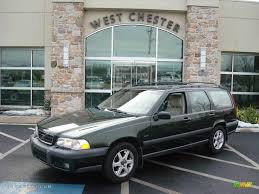 Emerald Green Pearl Metallic Volvo V70 Volvo Volvo V70 Car Colors